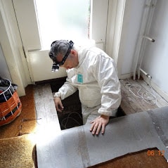 inspectie van de kruipruimte